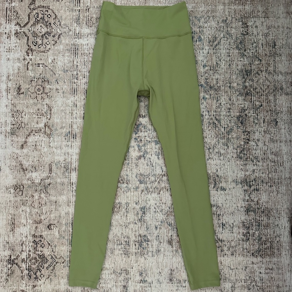 Daily Drills Go! Drills Leggings in Matcha - Size S